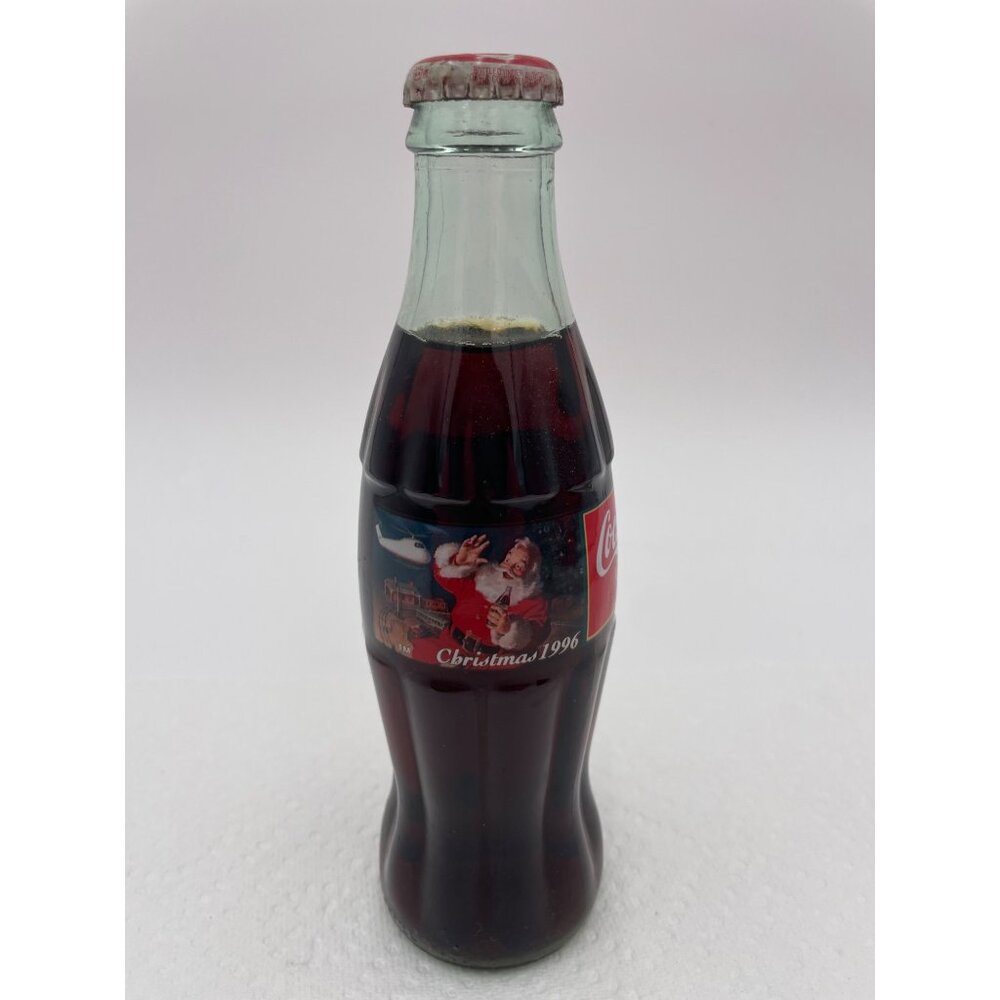 1996 Coca-Cola Classic Christmas Edition Glass Bottle 8 Fl Oz With Santa Label